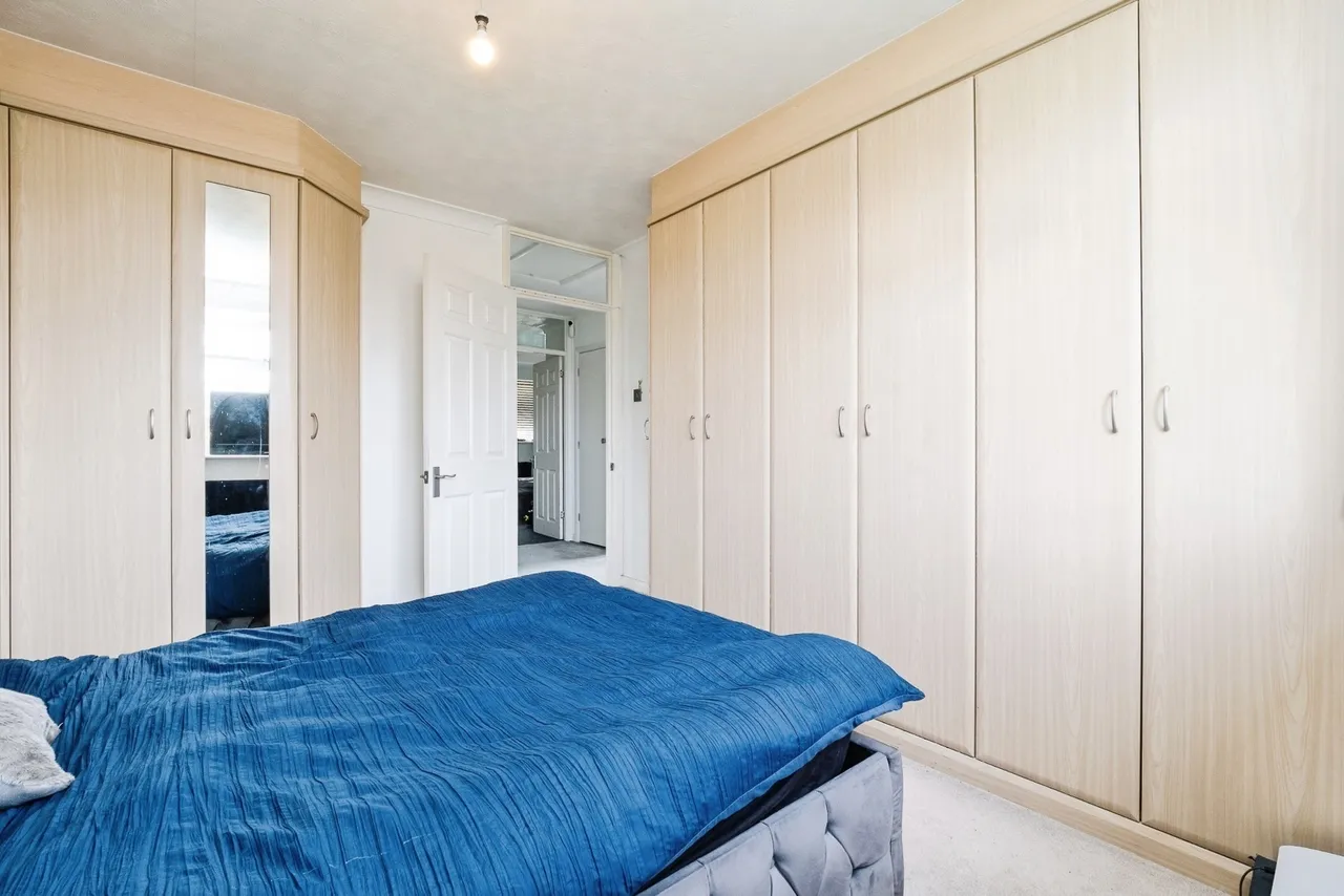Ilfracombe Crescent, Hornchurch, RM12, photo 18