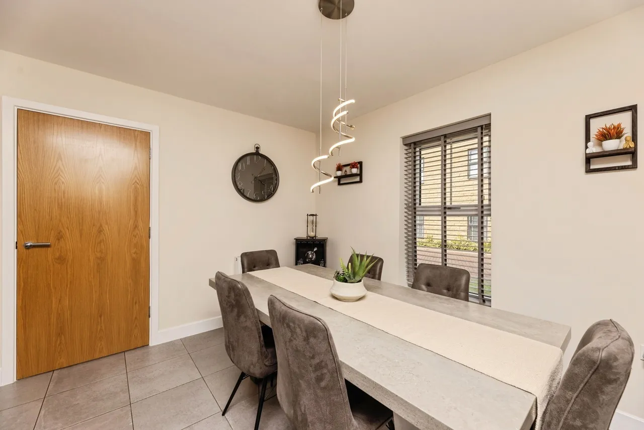 Colclough Close, CASTLEFORD, West Yorkshire, WF10, photo 13