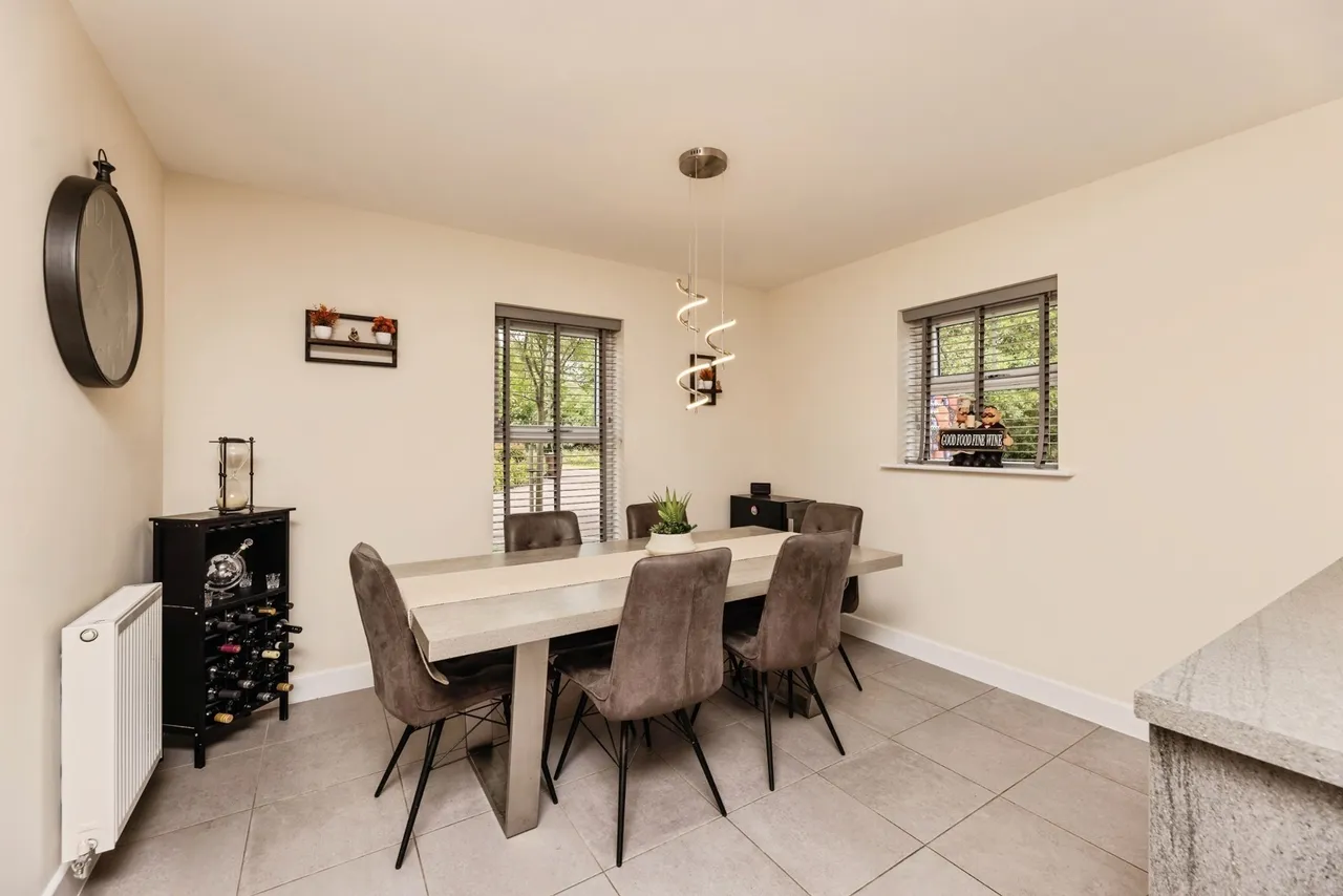 Colclough Close, CASTLEFORD, West Yorkshire, WF10, photo 14