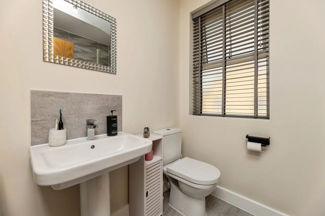 Colclough Close, CASTLEFORD, West Yorkshire, WF10, photo 22