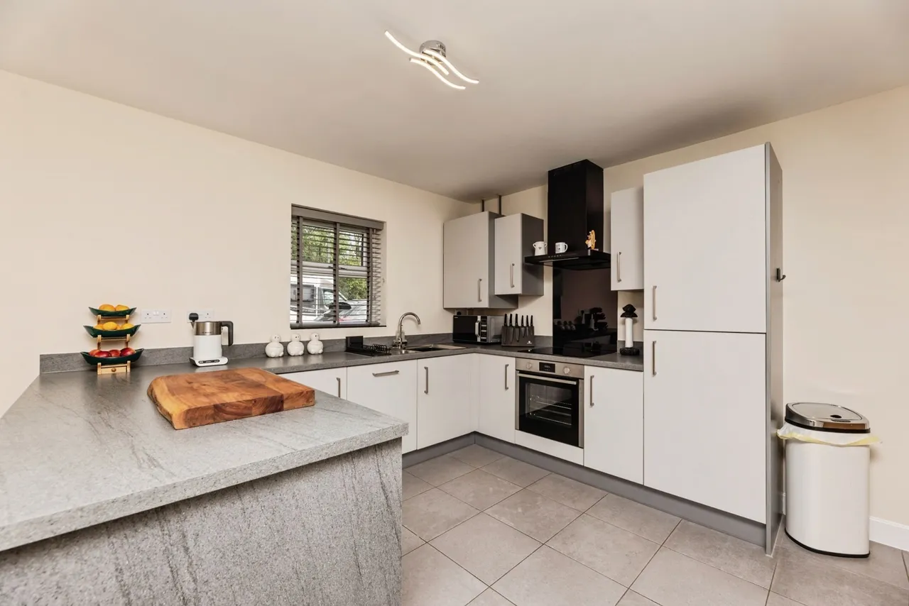 Colclough Close, CASTLEFORD, West Yorkshire, WF10, photo 11
