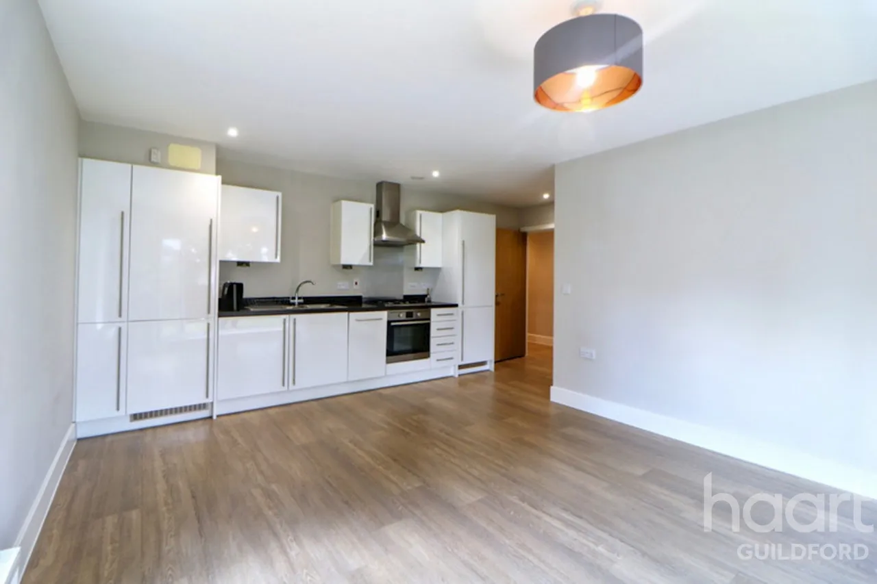 Uplands Road, GU1, photo 3