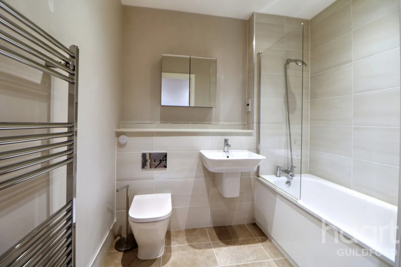 Uplands Road, GU1, photo 7