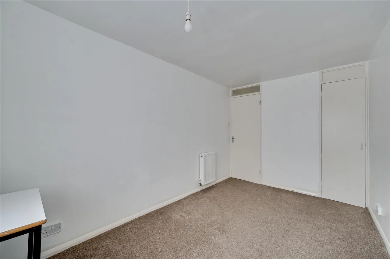 Midwood Close, London, NW2, photo 9