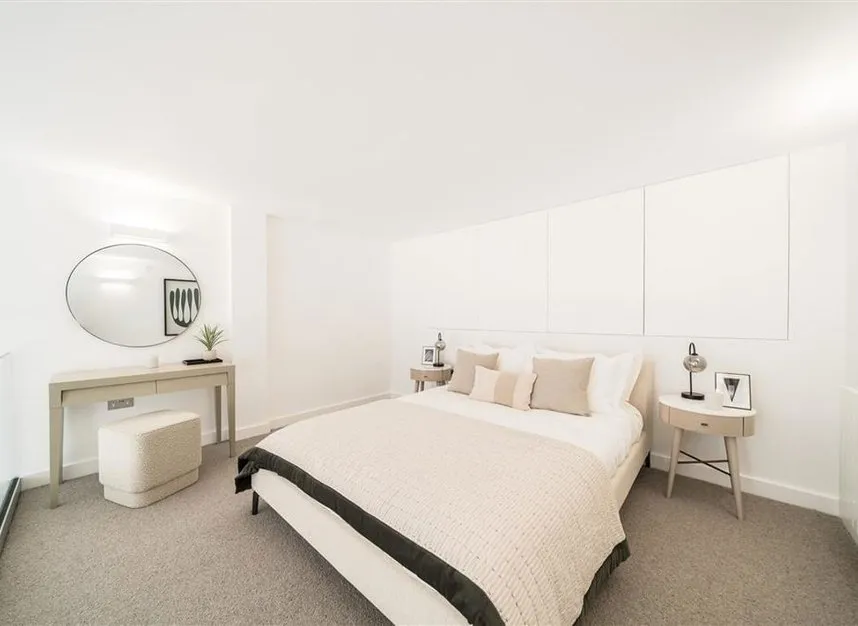 Clapham Road, Stockwell, SW9, photo 3