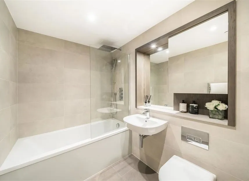 Clapham Road, Stockwell, SW9, photo 4