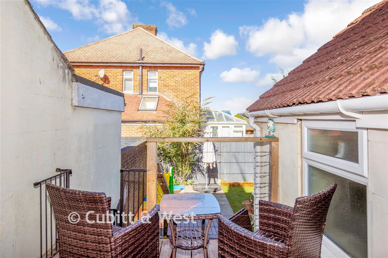Mill Road, Burgess Hill, RH15, photo 9