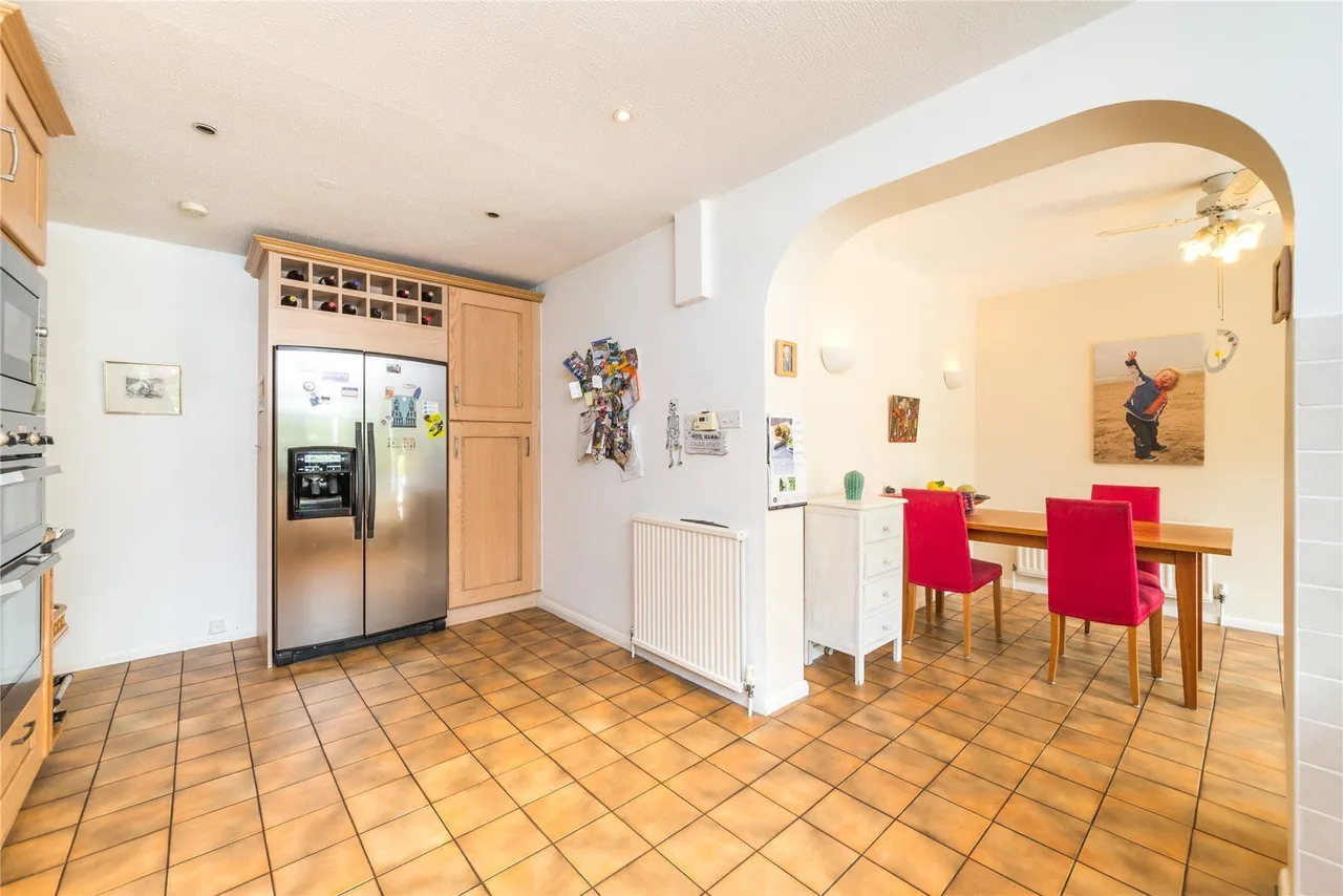 Old Avenue, West Byfleet, Surrey, KT14, photo 6