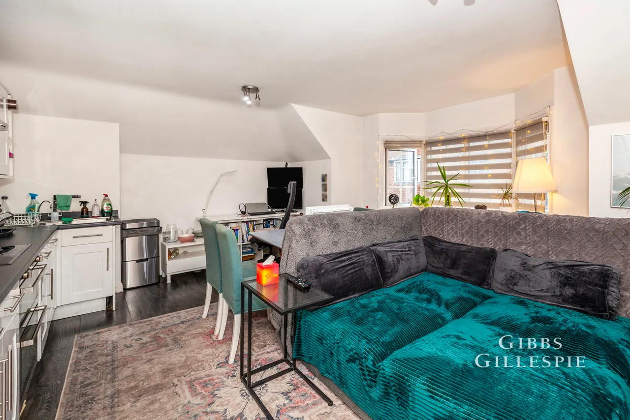 Station Road, Gerrards Cross Fees Apply, SL9, photo 6