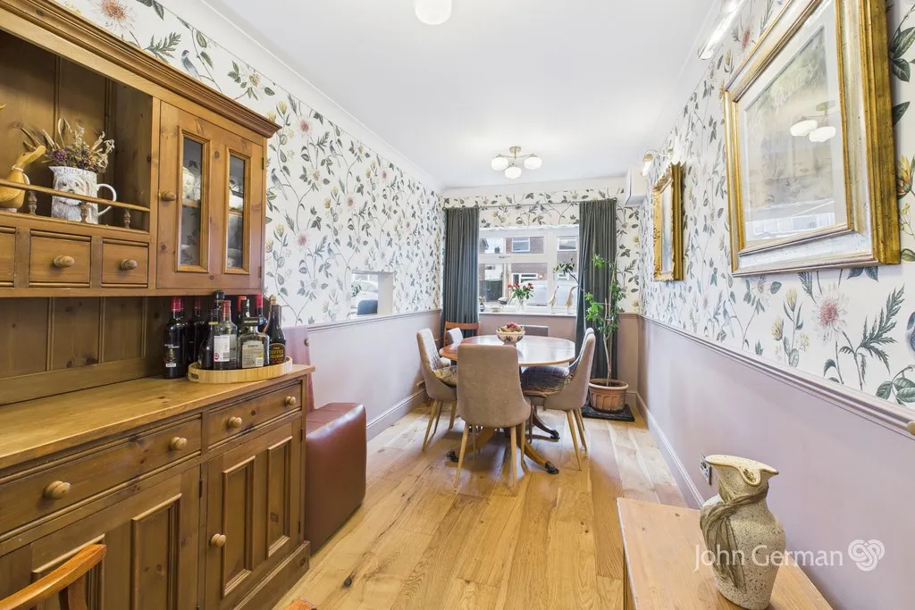 Willow Road, Barton-under-Needwood, photo 6