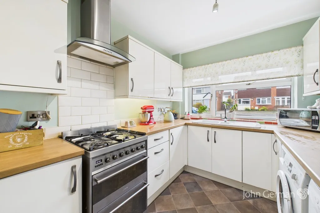 Willow Road, Barton-under-Needwood, photo 3