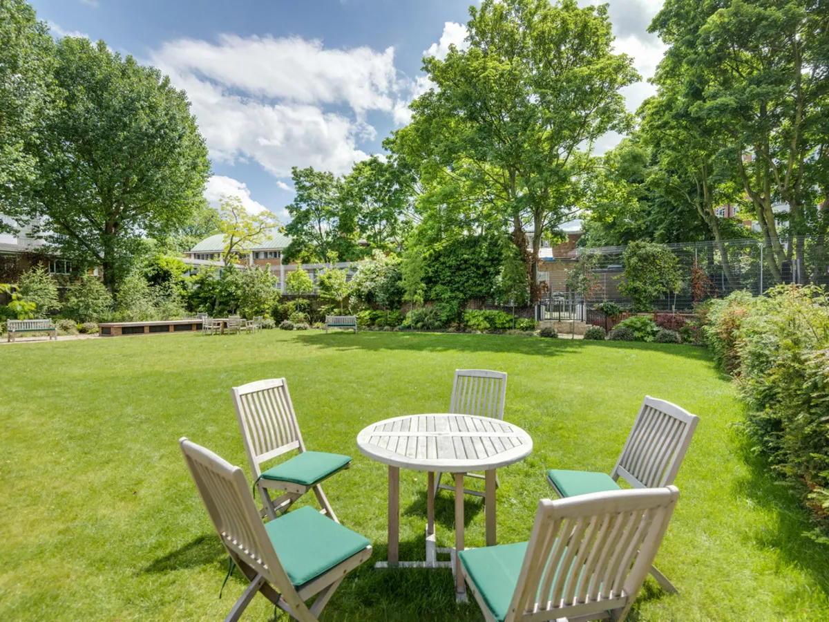 Grove End Gardens, London, NW8, photo 12