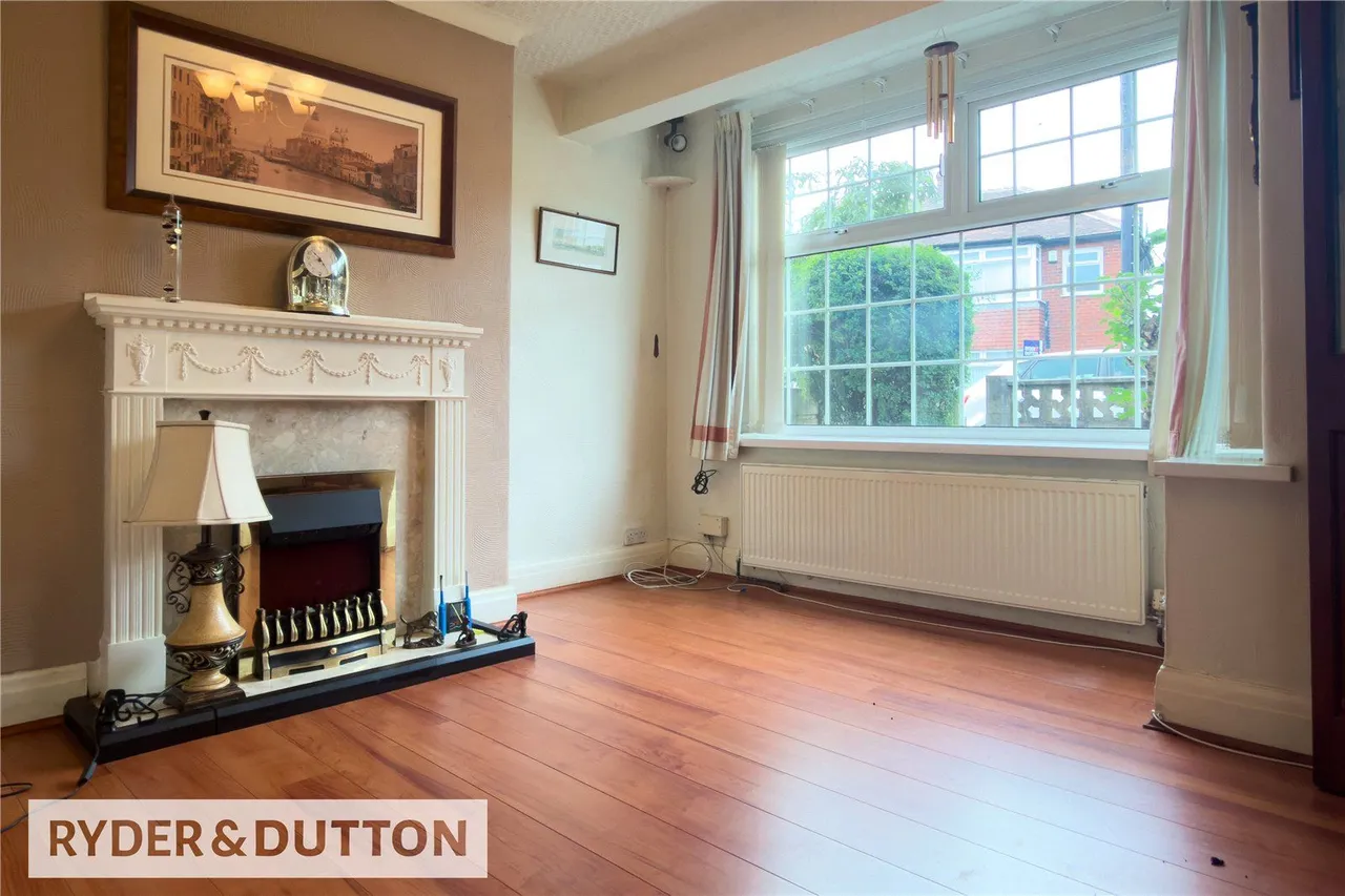 Shirley Avenue, Chadderton, OL9, photo 2