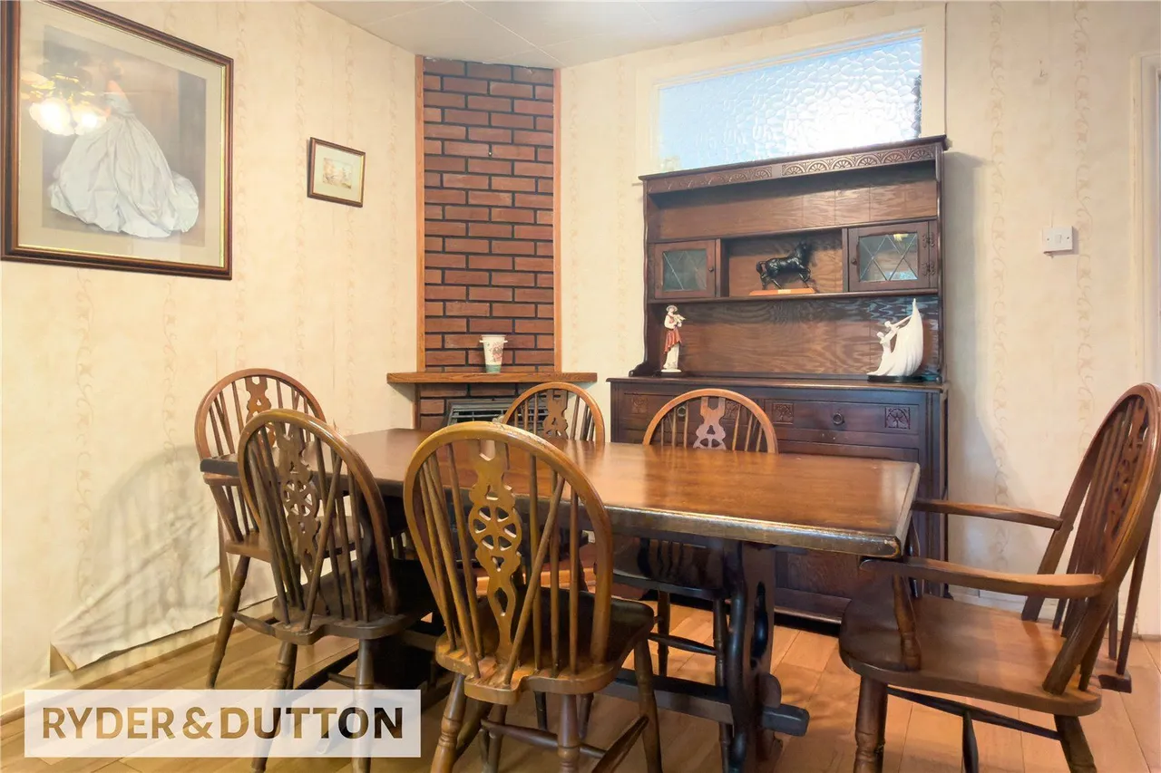 Shirley Avenue, Chadderton, OL9, photo 4