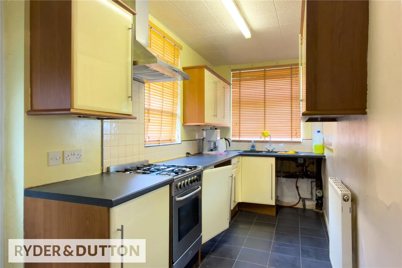 Shirley Avenue, Chadderton, OL9, photo 6