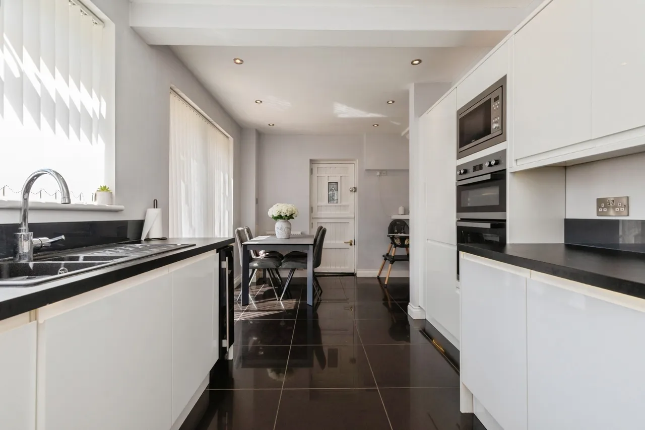 Kings Weston Avenue, BRISTOL, Avon, BS11, photo 5