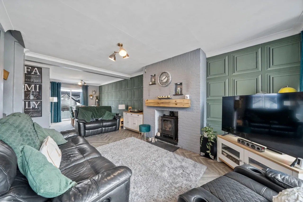 Milldale Road, Leigh, WN7, photo 2