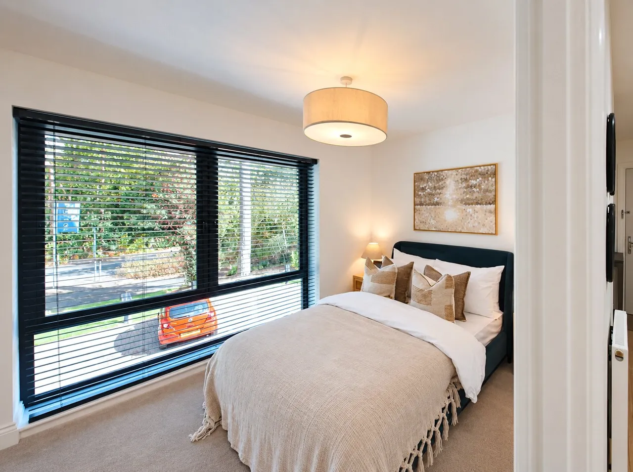 Shores Road, Horsell, GU21, photo 9