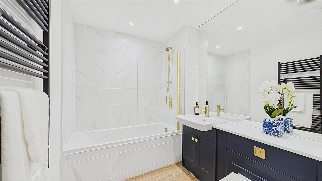 Shores Road, Horsell, GU21, photo 10