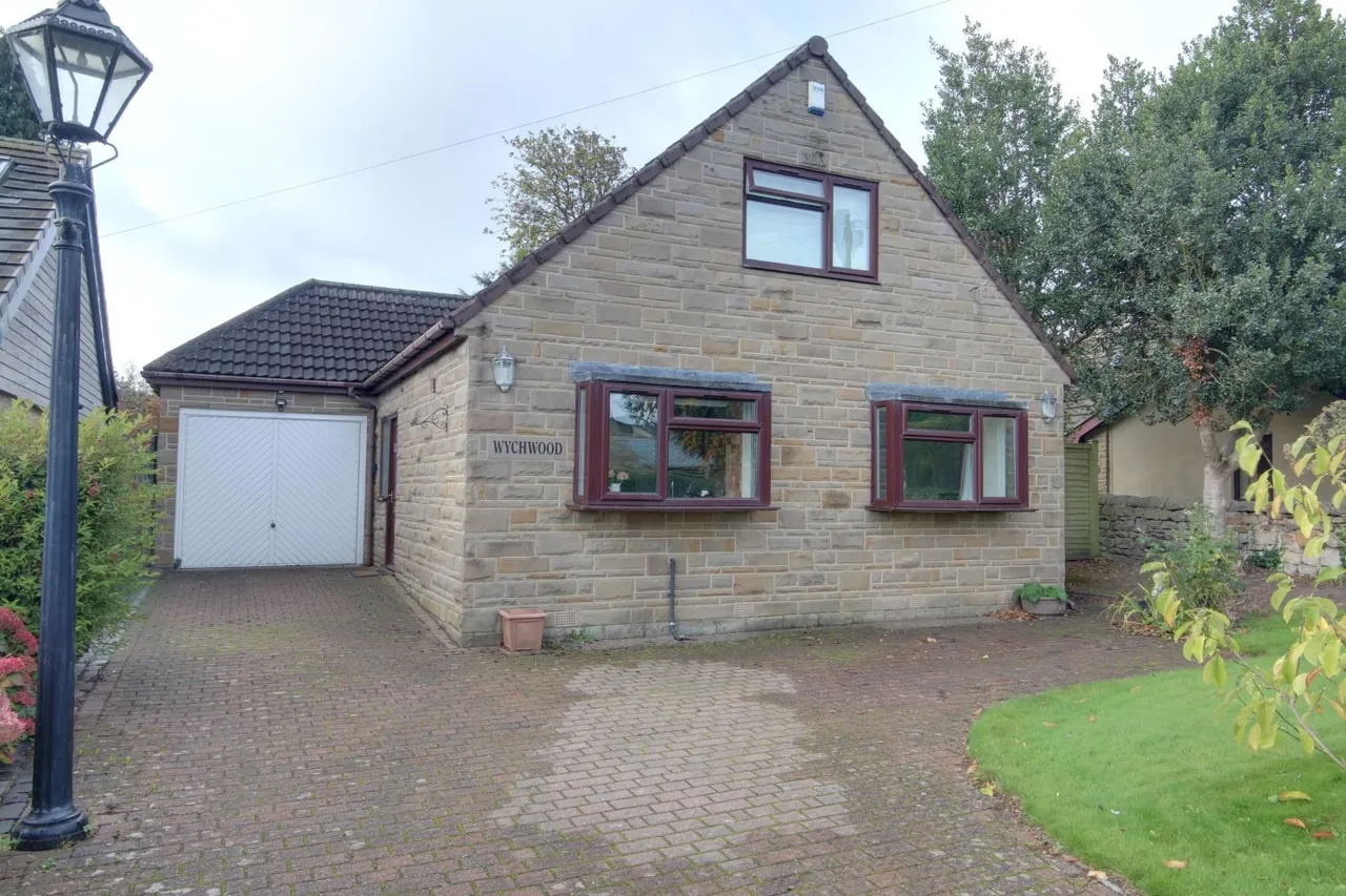 3 bed house for sale, Wychwood Church View, Adel, LS16