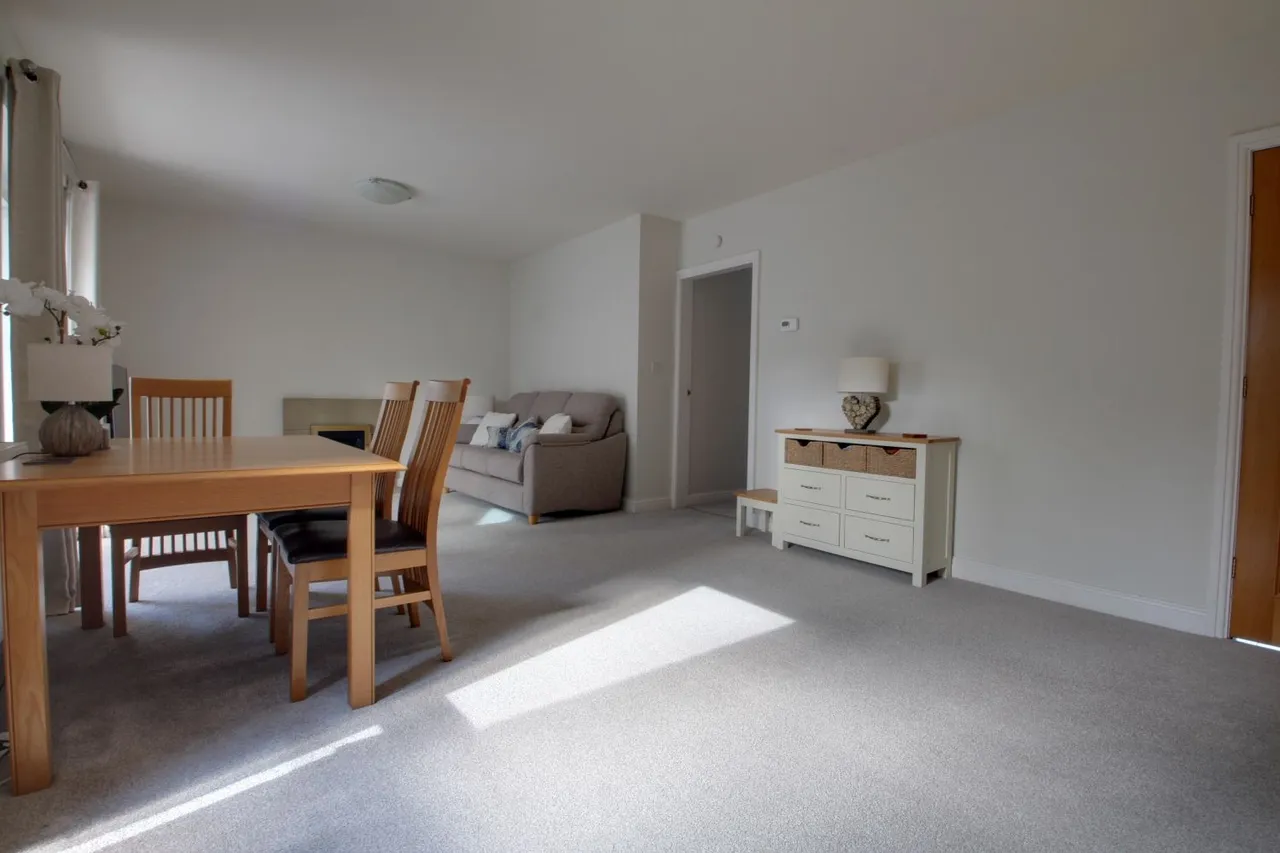 Wychwood Church View, Adel, LS16, photo 6