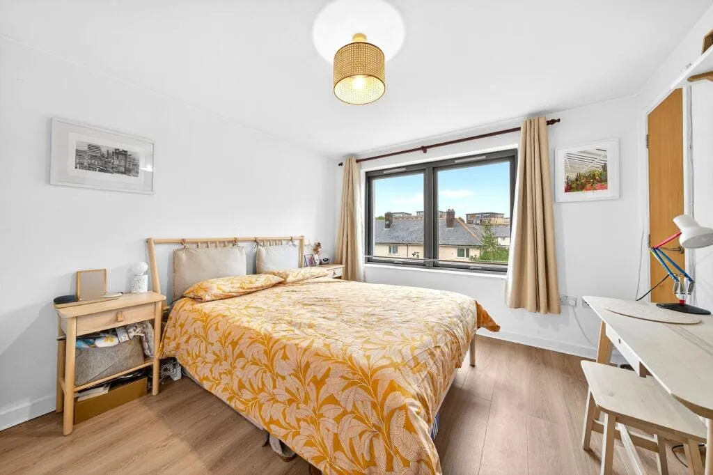 Southwold Road, Armstrong House, E5, photo 3