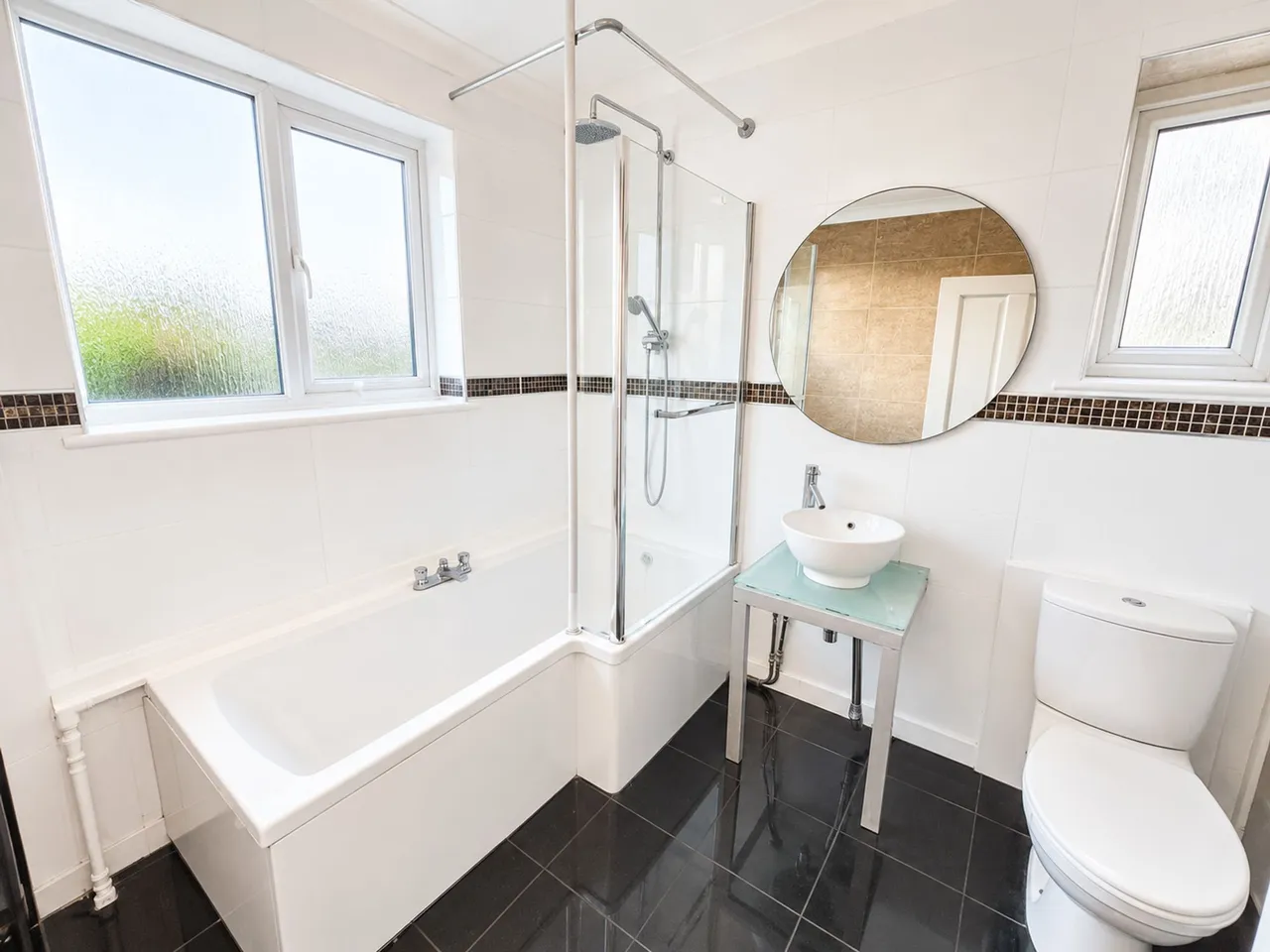 St. Clair Close, Ilford, IG5, photo 15