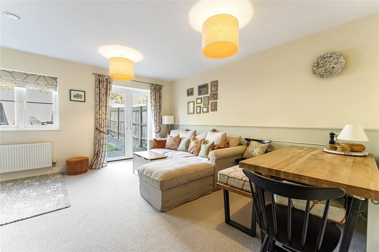 Brookwood Farm Drive, Knaphill, GU21, photo 6