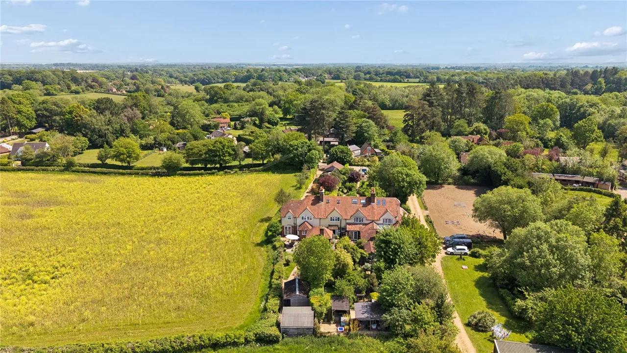Buckland Common, Tring, photo 20