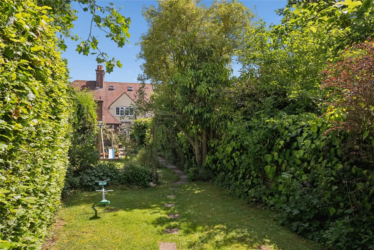 Buckland Common, Tring, photo 23