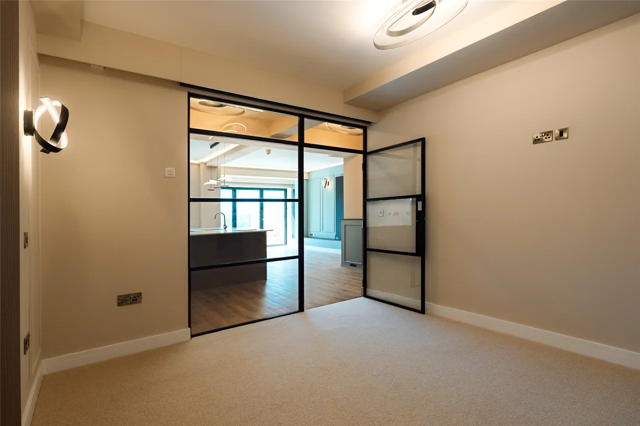 Beach Road, Woolacombe, EX34, photo 24