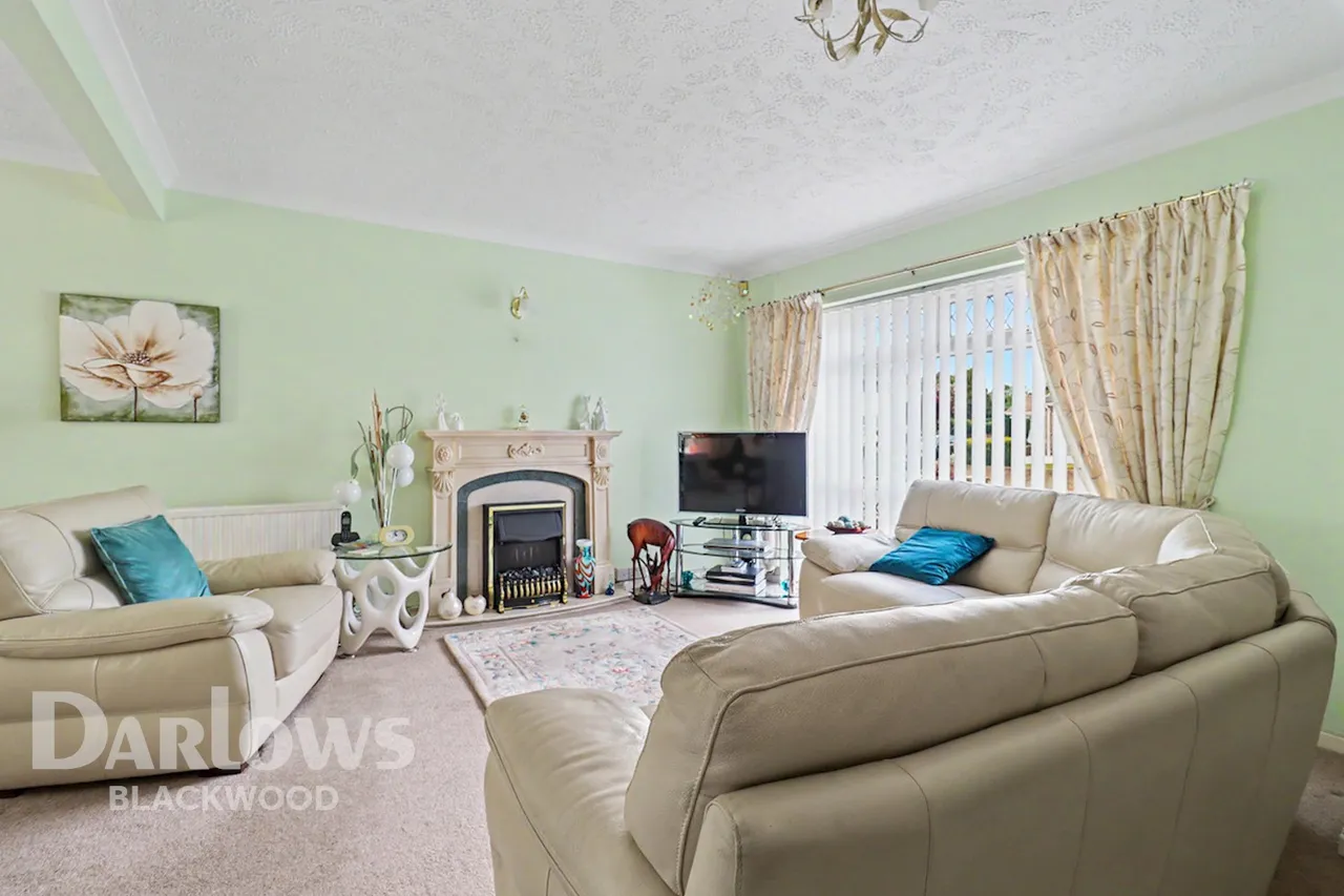 Crown Lane, Blackwood, photo 4