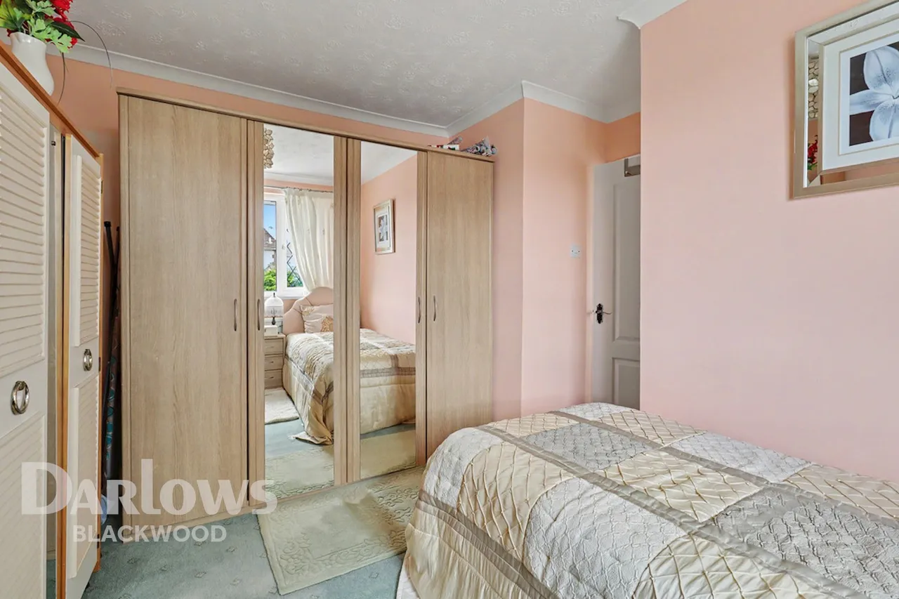 Crown Lane, Blackwood, photo 12