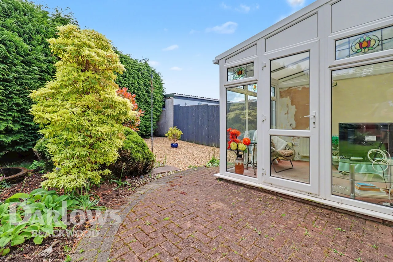 Crown Lane, Blackwood, photo 19