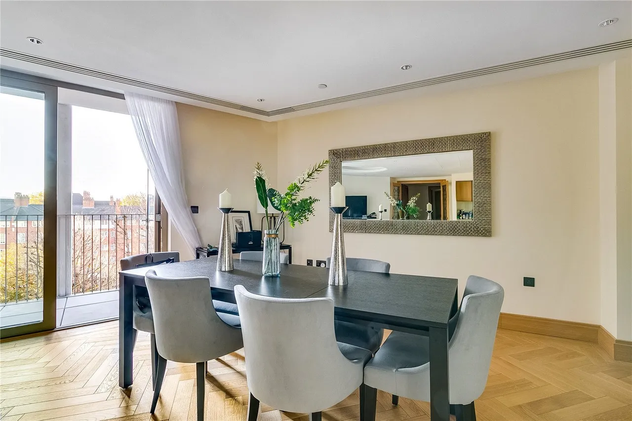 John Islip Street, London, SW1P, photo 2