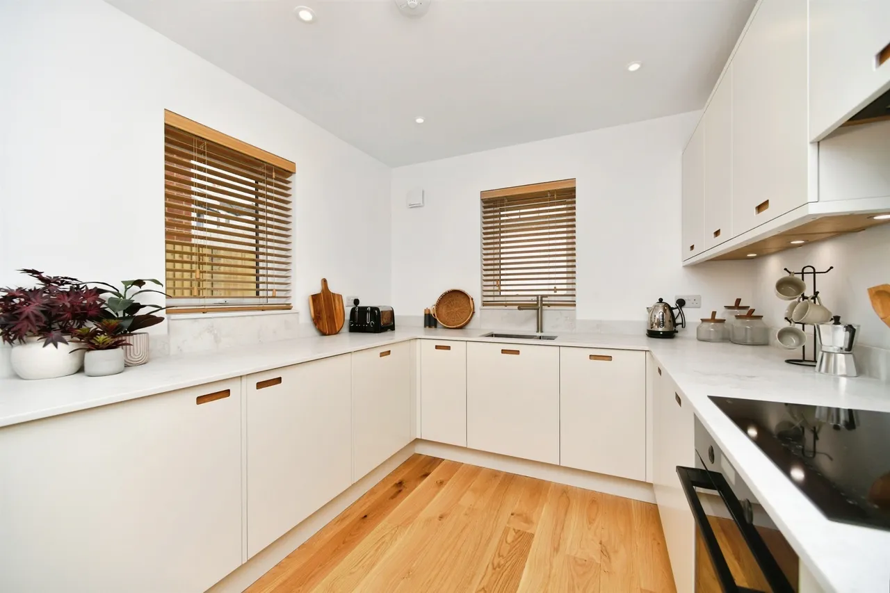 Queens Park Road, Brighton, BN2, photo 19