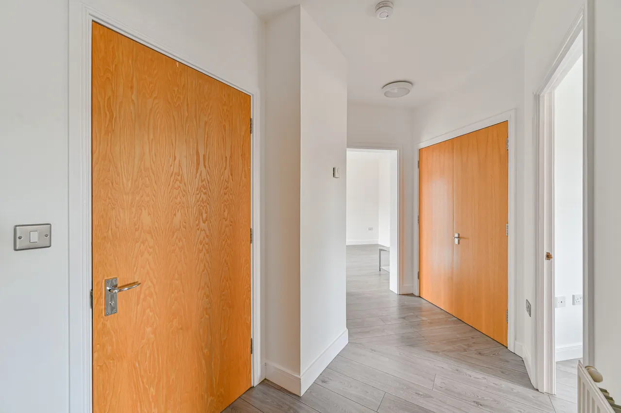 London, SE28, photo 11