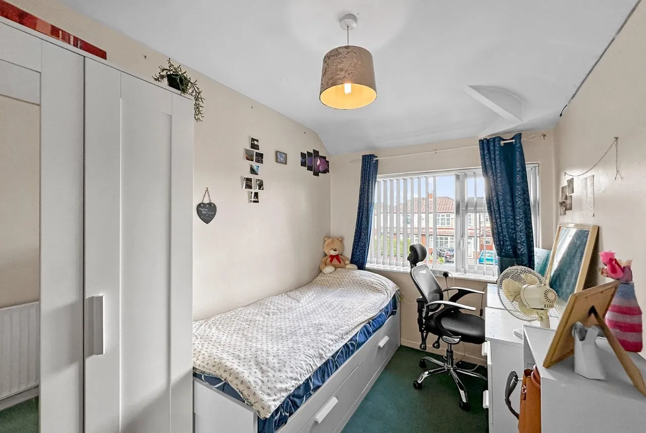 Park Road, Timperley WA15 6QY, photo 17