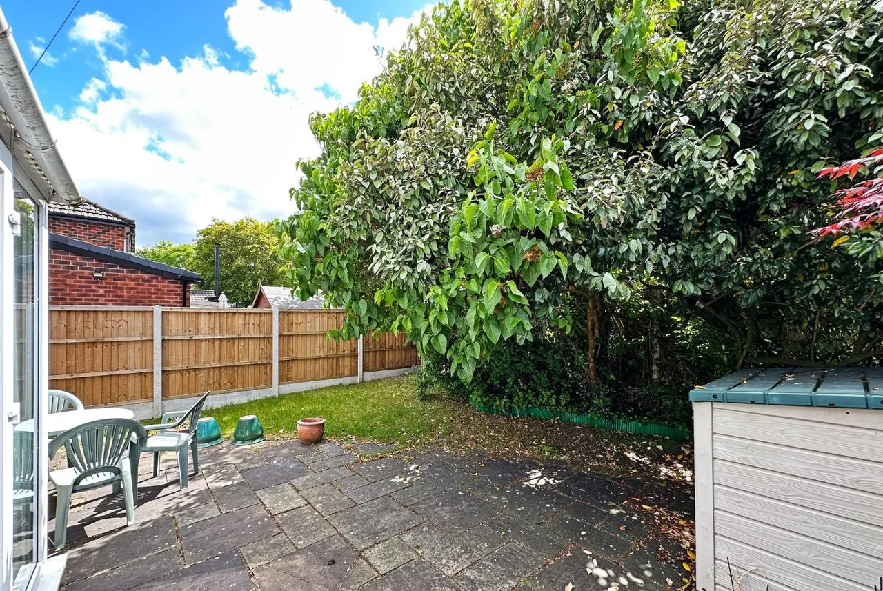 Park Road, Timperley WA15 6QY, photo 22