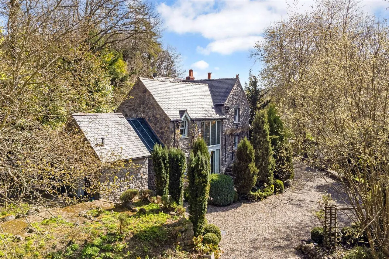 Cyffylliog, Ruthin, Denbighshire, LL15 2DL, photo 3
