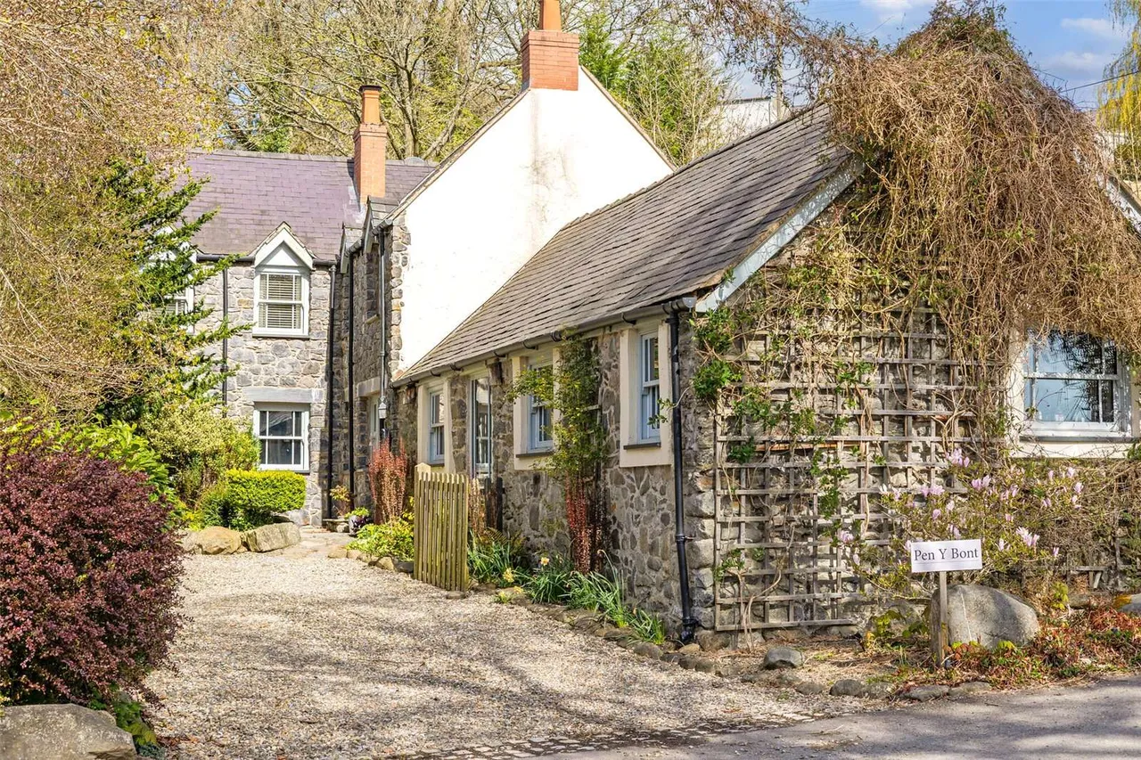 Cyffylliog, Ruthin, Denbighshire, LL15 2DL, photo 4