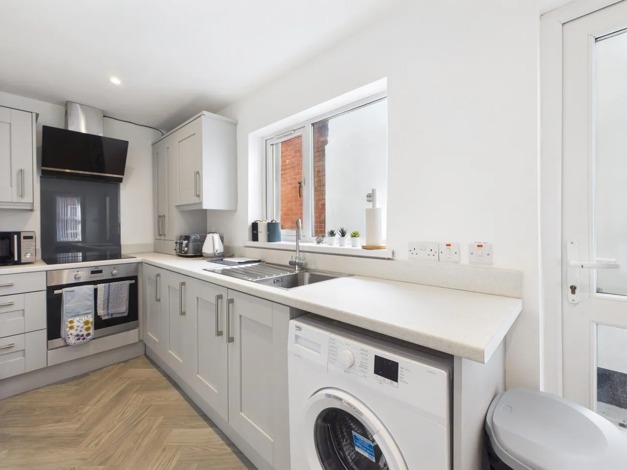 Ravenhill Street, Belfast, BT6, photo 12