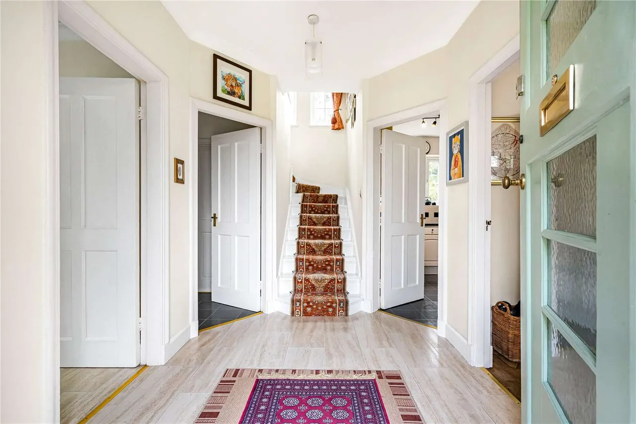 Ashcombe Road, Dorking, Surrey, RH4 1LX, photo 8