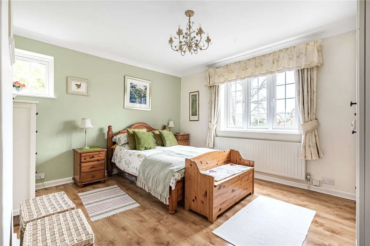 Ashcombe Road, Dorking, Surrey, RH4 1LX, photo 10