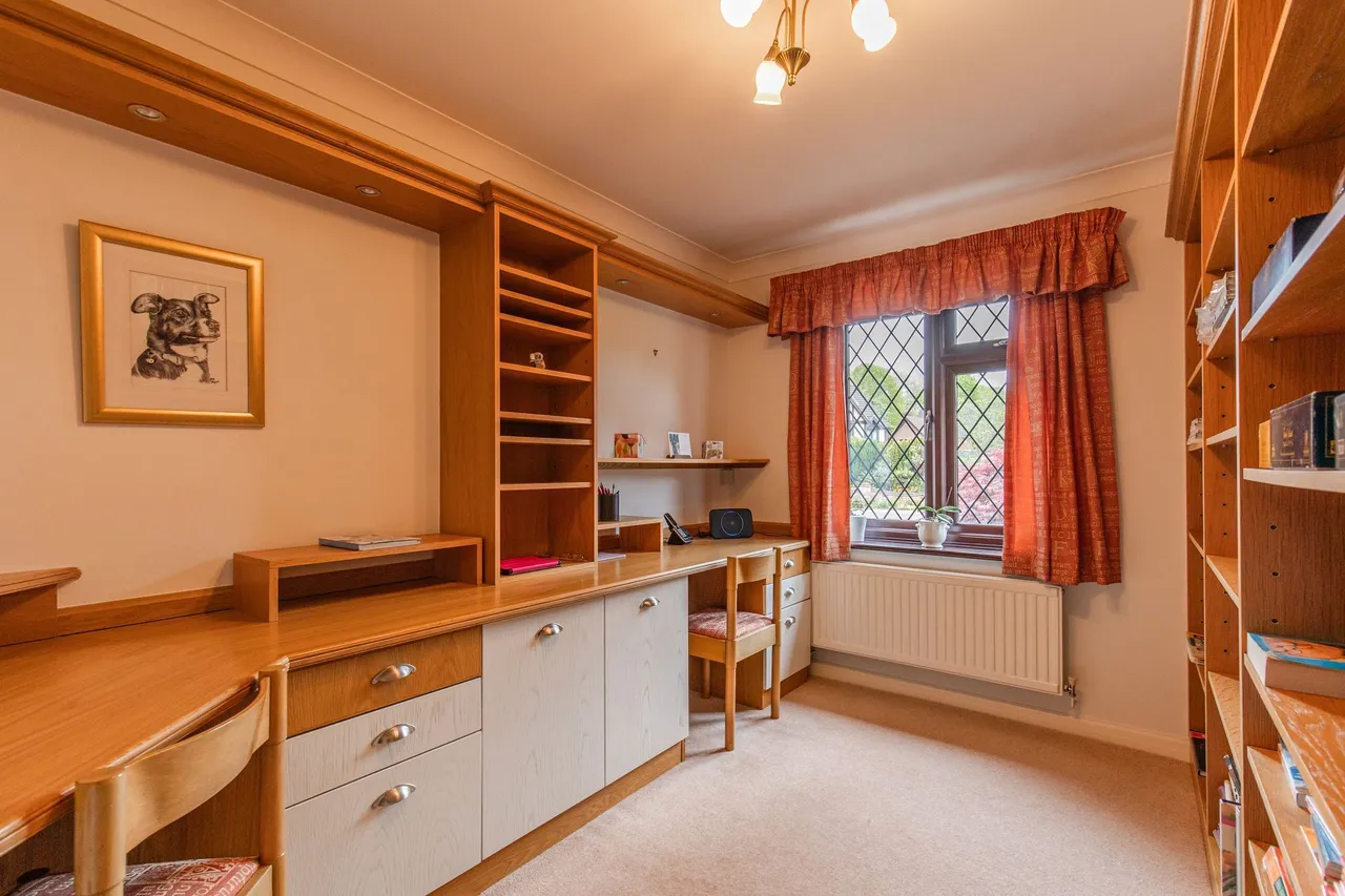 Spacious Living in Thorpe End, photo 9