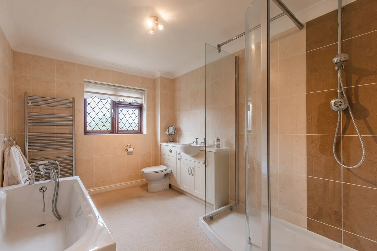 Spacious Living in Thorpe End, photo 13