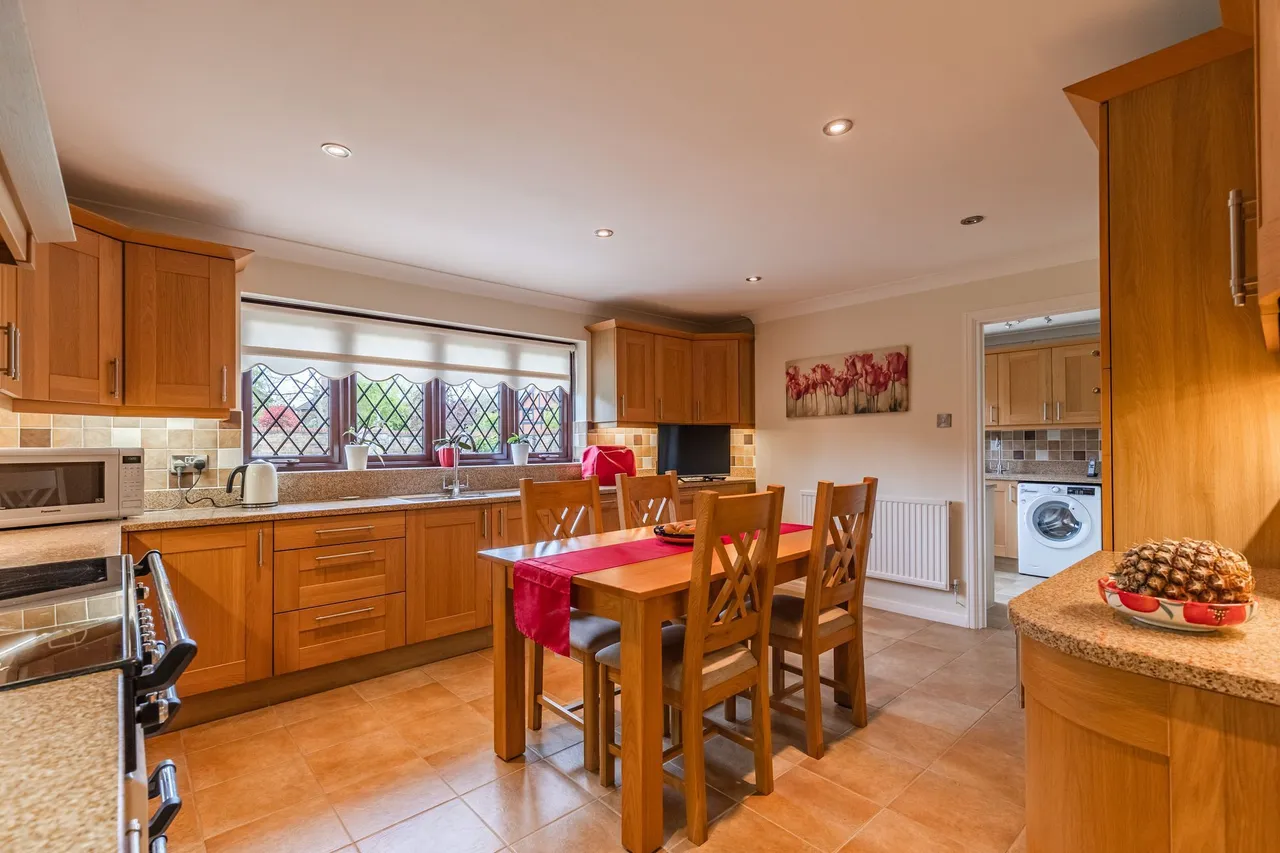 Spacious Living in Thorpe End, photo 5