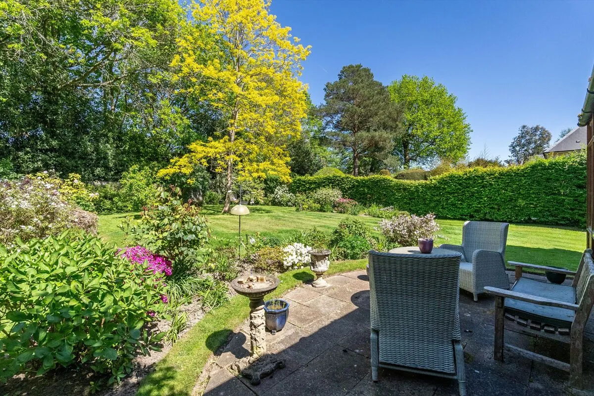 Stoke Road, Cobham, KT11, photo 12