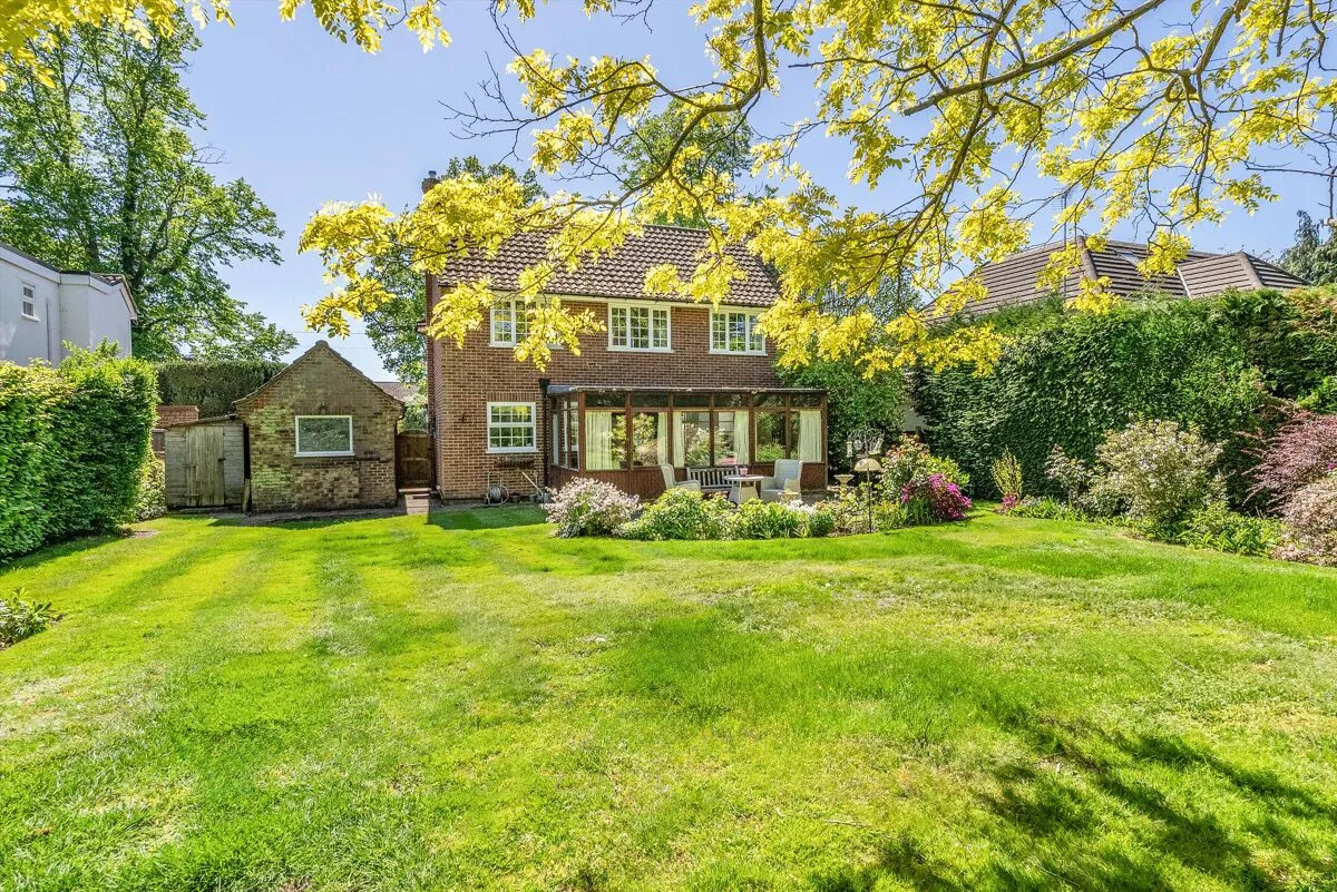 Stoke Road, Cobham, KT11, photo 3