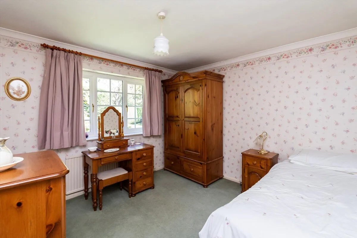 Stoke Road, Cobham, KT11, photo 9